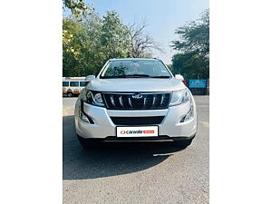 Second Hand Mahindra XUV500 W10 1.99 in Delhi