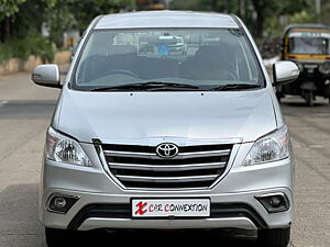 Second Hand Toyota Innova 2.5 VX 8 STR BS-IV in Mumbai