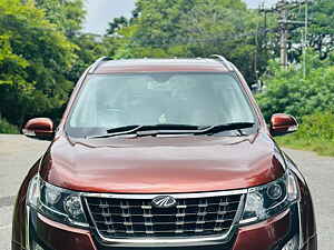 Second Hand महिंद्रा XUV500 w11 in बैंगलोर