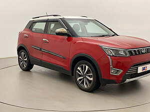 Second Hand Mahindra XUV300 W8 (O) 1.2 Petrol in Delhi