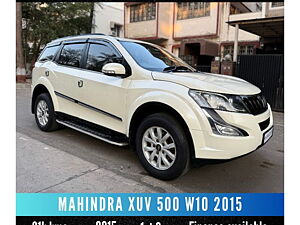 Second Hand Mahindra XUV500 W10 in Mumbai