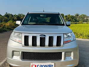 Second Hand Mahindra TUV300 T4 in Kollam