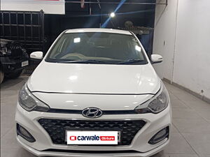 Second Hand Hyundai Elite i20 Sportz Plus 1.4 CRDi Dual Tone in Ludhiana