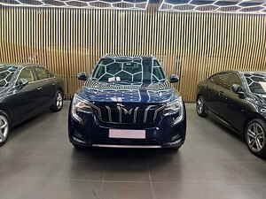 Second Hand महिंद्रा xuv700 AX 7 पेट्रोल और लग्ज़री पैक 7 सीटर [2021] in बैंगलोर