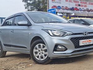 Second Hand Hyundai Elite i20 Magna Plus 1.2 in Dehradun