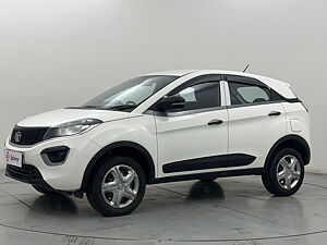 Second Hand Tata Nexon XM in Gurgaon