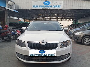 Second Hand Skoda Octavia 2.0 TDI CR Style Plus AT in Coimbatore