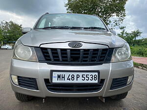 Second Hand Mahindra Quanto C8 in Thane