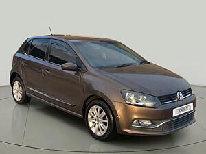 Second Hand Volkswagen Polo Highline1.2L (P) in Indore