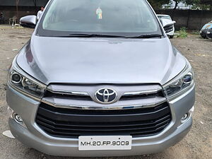 Second Hand Toyota Innova Crysta 2.4 V Diesel in Aurangabad