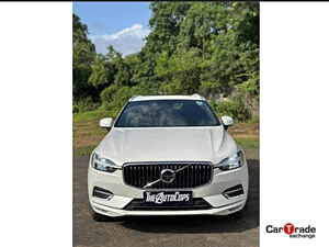 Second Hand वोल्वो xc60 इंसक्रिपशन [2017-2020] in पुणे