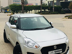 Second Hand Maruti Suzuki Swift ZXi in Mohali