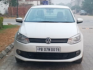 Second Hand Volkswagen Vento Highline Diesel in Ludhiana