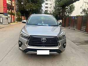 Second Hand Toyota Innova Crysta ZX 2.4 7 STR in Hyderabad