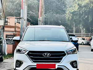 Second Hand हुंडई क्रेटा sx 1.6 crdi ऑटोमैटिक in लखनऊ