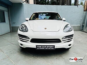 Second Hand Porsche Cayenne Diesel in Pune