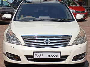 Second Hand निसान टीना 250xv in मुंबई