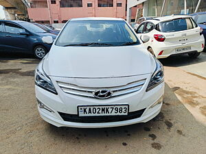 Second Hand Hyundai Verna Fluidic 1.6 CRDi SX Opt AT in Bangalore