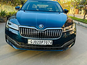 Second Hand Skoda Superb L&K TSI AT in Ahmedabad