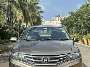 Second Hand Honda City 1.5 V MT in Mumbai