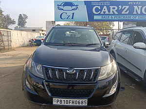 Second Hand महिंद्रा XUV500 w10 in लुधियाना