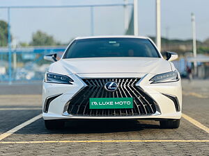 Second Hand Lexus ES 300h Luxury in Kochi