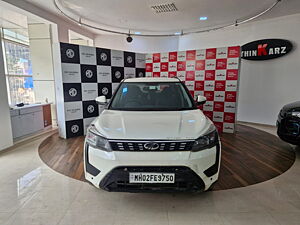 Second Hand Mahindra XUV300 W6 1.5 Diesel AMT [2020] in Mumbai