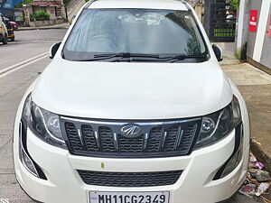 Second Hand Mahindra XUV500 W8 AT [2015-2017] in Navi Mumbai