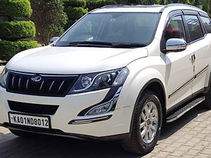 Second Hand Mahindra XUV500 W10 in Bangalore