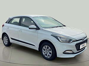 Second Hand Hyundai Elite i20 Sportz 1.2 [2016-2017] in Surat