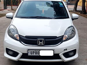 Second Hand Honda Brio VX AT in Agra