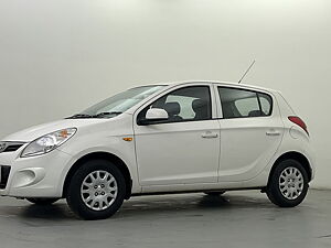 Second Hand Hyundai i20 Magna 1.2 in Ghaziabad