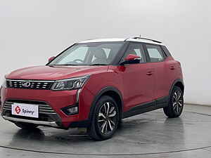 Second Hand महिंद्रा xuv300 w8 (o) 1.5 डीज़ल [2020] in चेन्नई