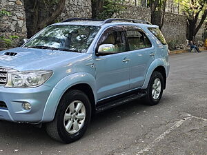 Second Hand Toyota Fortuner 3.0 MT in Mumbai