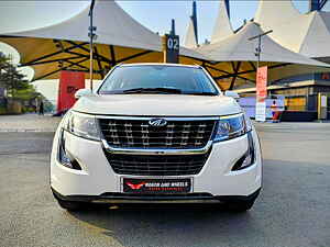 Second Hand महिंद्रा XUV500 w11 ऑटोमैटिक in कोलकाता