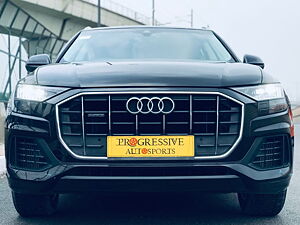 Second Hand Audi Q8 Celebration in Delhi