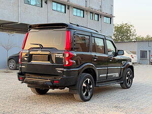 Second Hand Mahindra Scorpio S11 MT 7S CC in Ahmedabad