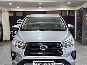 Second Hand Toyota Innova Crysta GX 2.4 AT 7 STR in Delhi