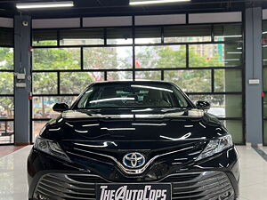 Second Hand Toyota Camry Hybrid in Mumbai