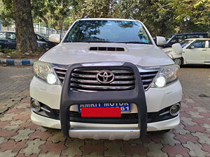 Second Hand Toyota Fortuner 3.0 4x2 MT in Kolkata