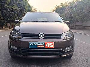 Second Hand Volkswagen Polo Highline1.2L (P) in Delhi