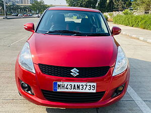 Second Hand Maruti Suzuki Swift ZXi in Navi Mumbai