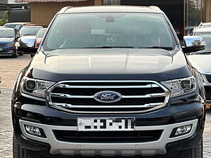 Second Hand Ford Endeavour Titanium Plus 2.0 4x2 AT in Surat