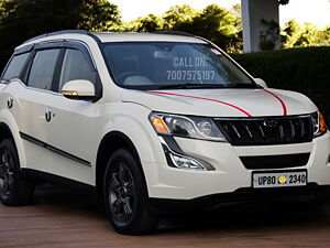 Second Hand Mahindra XUV500 W8 2013 in Lucknow