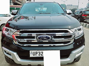 Second Hand Ford Endeavour Titanium 2.2 4x2 AT in Lucknow