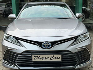 Second Hand Toyota Camry Hybrid in Chennai