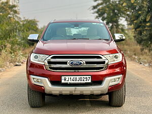 Second Hand Ford Endeavour Titanium 3.2 4x4 AT in Jaipur