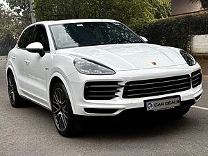 Second Hand Porsche Cayenne 3.2 V6 Petrol in Ludhiana