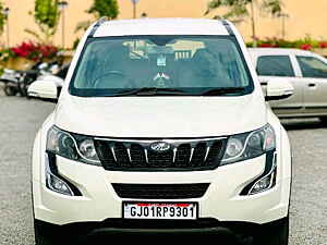 Second Hand महिंद्रा XUV500 w8 1.99 [2016-2017] in सूरत