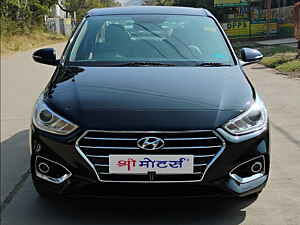 Second Hand हुंडई वरना sx (o) 1.6 crdi ऑटोमैटिक in इंदौर